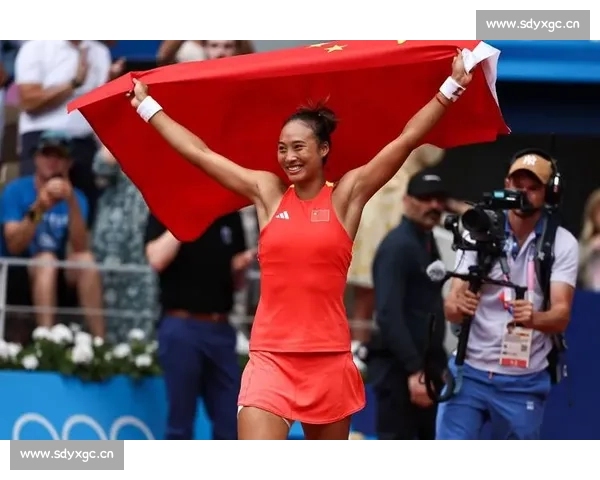 郑钦文勇夺亚洲网球冠军 打破历史记录展现中国力量